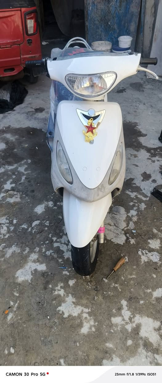 سلام عليكم شباب دراجه قجمه للبيع سعر 600 بيهه مجال الشراي***********

