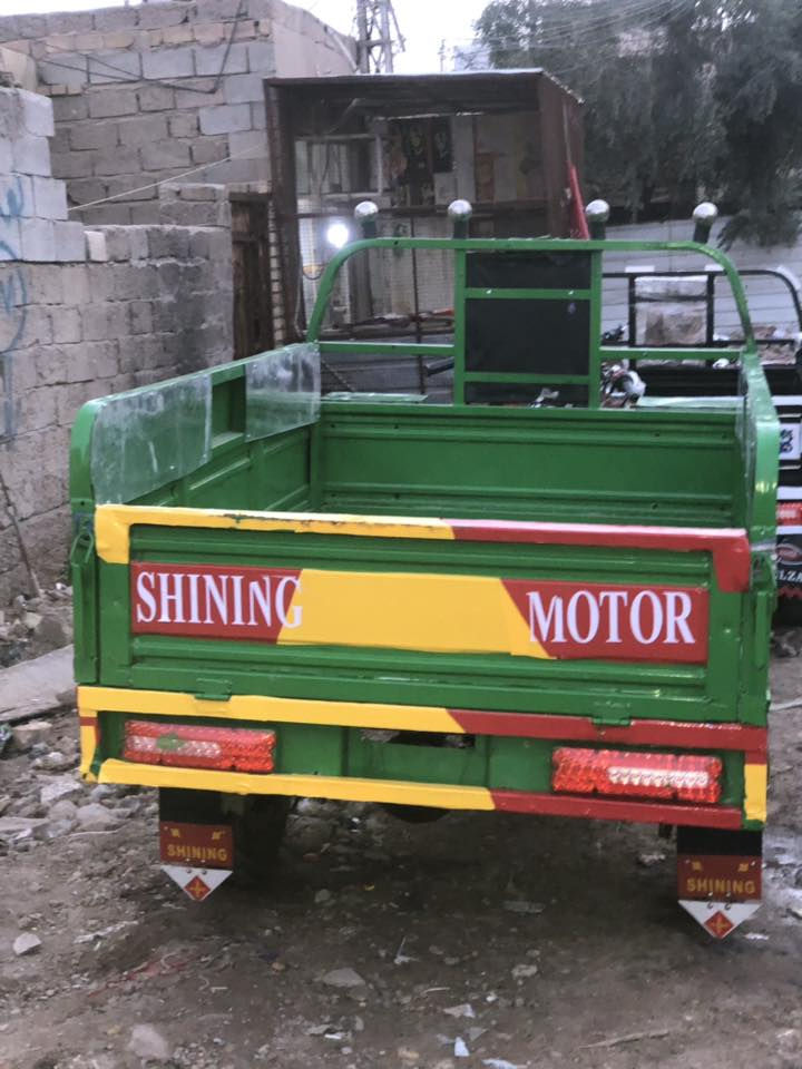 السلام عليكم ستوته جمره موديل ٢٠ ميكنه ٢٤مكينه مكفوله شاصي مكفول البدي شوف العين مكفوله منل اخياسات تايرات نص عمر المكان ميسان عماره السعر ١٨٠٠وبيها مجال خاص ما متواجد ابد المو شراي لا يتعبني رقم صاحب الستوته ***********
