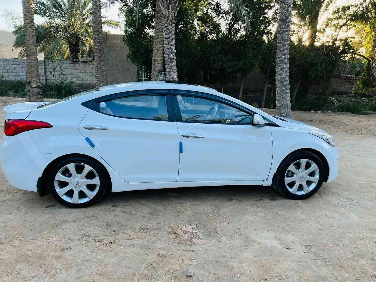 السلام عليكم النترا ٢٠١٢ للبيع فول واحد على واحد عدا البصمه كشن كهربائي تبريد بيانو كفاله عدا قطعتين تبديل فقط جاملغ وبنيد بدون اي دواخل اربيل باسم كردي تحويل او وكاله جاهزه مال جناي السياره السعر١١٠ وبيه مجال للاستفسار الاتصال على الرقم ***********
