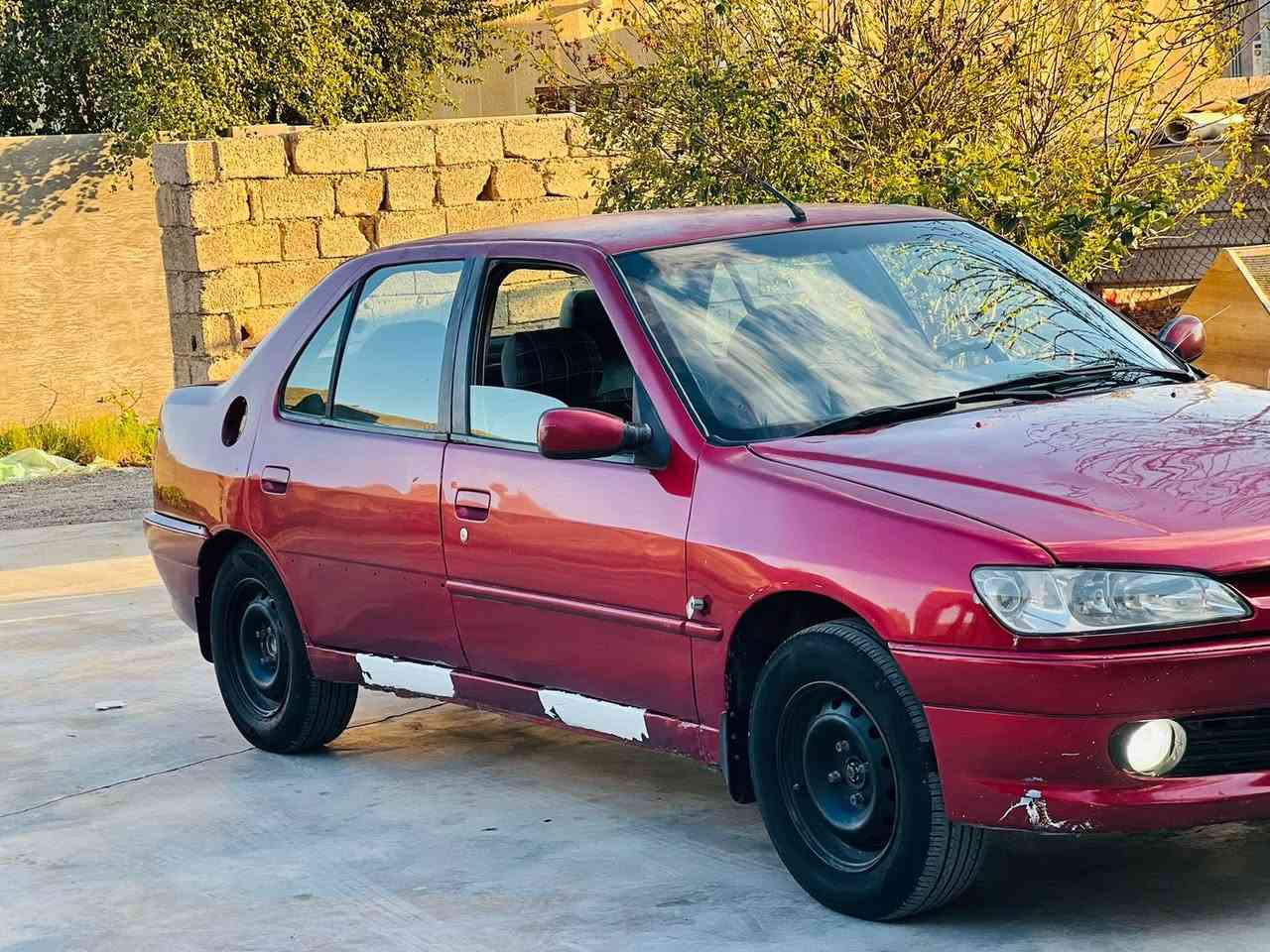 السلام عليكم 
بيجو 306 لون  احمر. السياره مطلوبه فقط وكاله
السياره كير ومحرك شرط 
كهربائياتها كلها شرط 
ترايك ال بصره 

الكشر شوف العين تجي وتشوف بعينك
مال جناي السياره

السعر27 وبيها مجال حك الجيه

الاستفسار اتصل ***********

عنوان السياره   صلاح الدين قضاء العلم /قريه سمره
