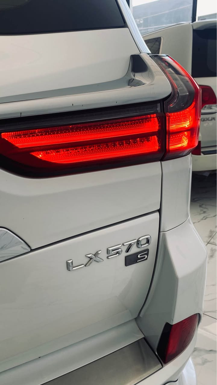 ماشاءاللە تبارک اللە 👑
لێگزز ٢٠١٨ 
مواسفات دەرەجە ١ برێمی super sport🔥
بستەک سبوغی هەیە بێ ناو گرتن 
ناو قەیسی بیلادی 
کوشین کارەبایی و هەموو کوشینەکان هیتەر و سارت کەرەوە 
و ڕادار 
داتاشۆ 
لایت پێش و پشت زینۆن 
ڕادار بێش و پشت
سلاید
کوشین جلد
زۆر شتی تر … 🔥🔥

عڕبی/ 

لێگزز ٢٠١٨ 
مواسفات دەرەجە ١ برێمی super sport🔥
بس شبڕ سبغ بدون داخل 
داخل مشمشی بلادی
داتاشۆ
ڕادار
لاید امامی و خلفی زینون 
بیها رادار امامی او خلفی 
سلاید
کوشن جلد
بیها هوایی … 🔥🔥مواسفات

*********** ☎️ أربيل, العراق
