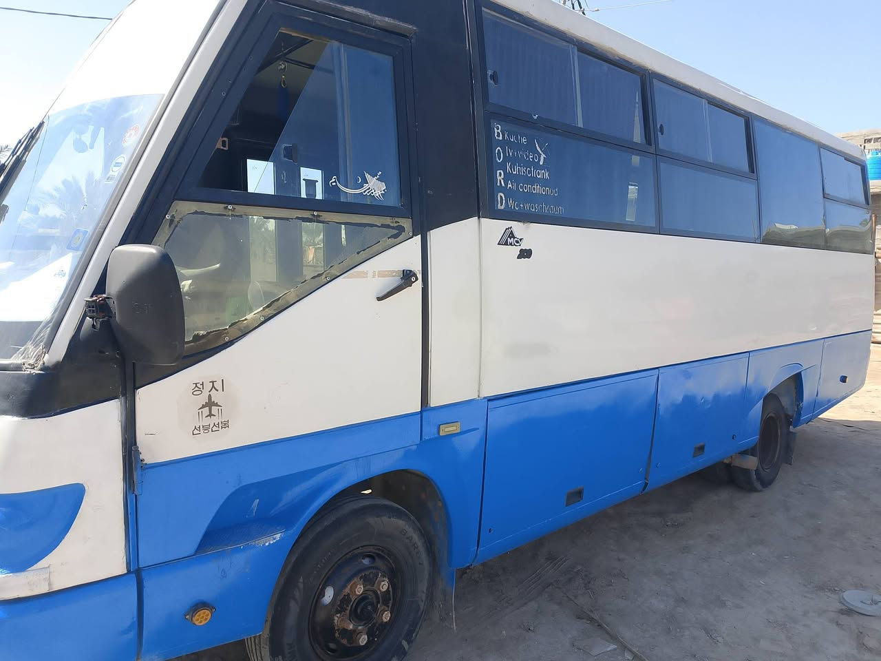 من رخصت راعي الكروب باديه مارسدس جاهزه كبل لشارع مكينه كير اكسن تايرات تبريد كمريسرات ثنين جدد توه شادهن السيارة بدون السعر 7وبيه مجال حك الجيه *********** وتساب
