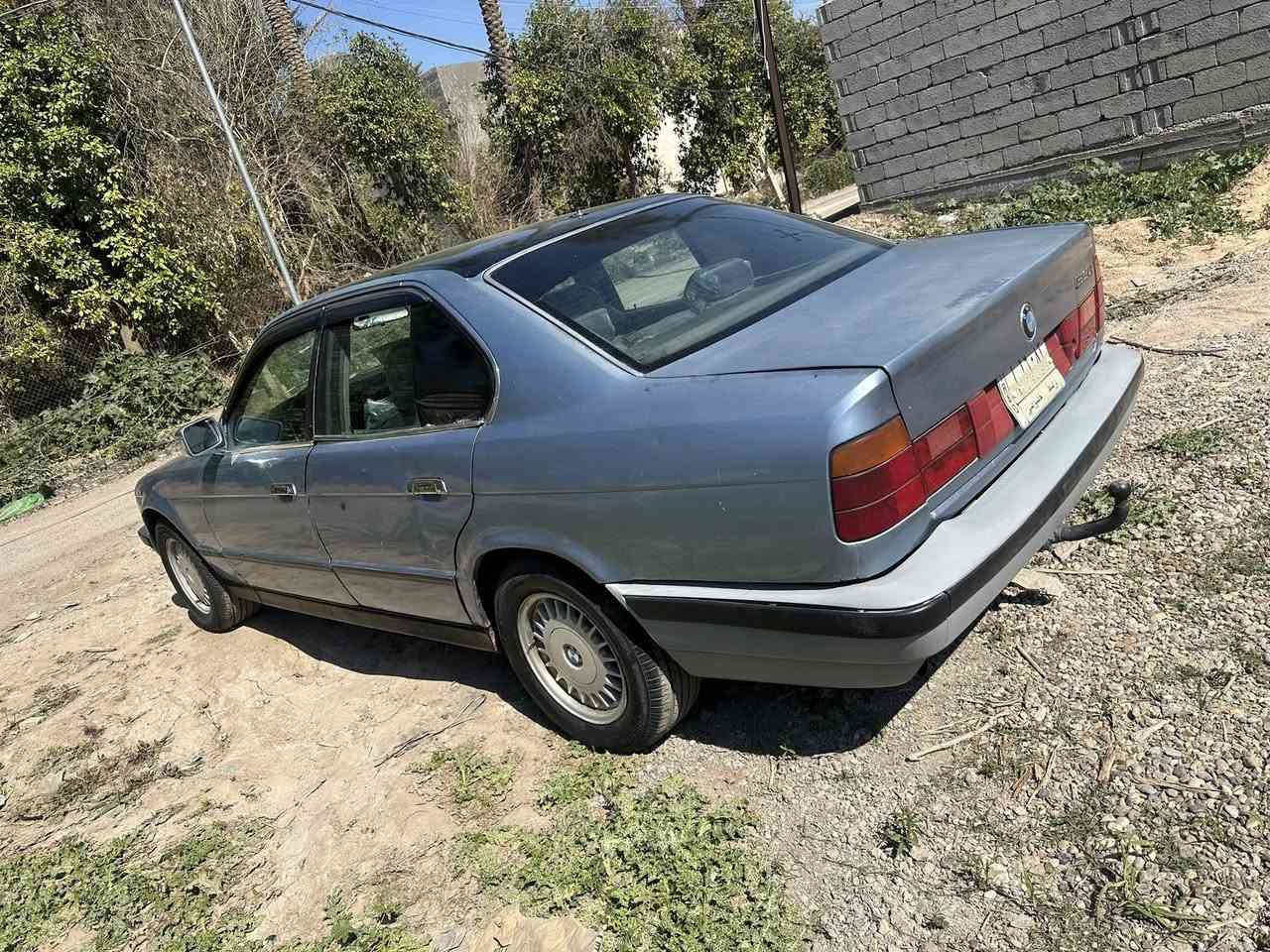 السلام عليكم بي ام حجم ٥٢٠مكينه وكيرملكة صدر حلو سياره راعي متوفي يكملون القسام تتحول السياره الشراي يتصل ***********السعر30 قفل 🔒
