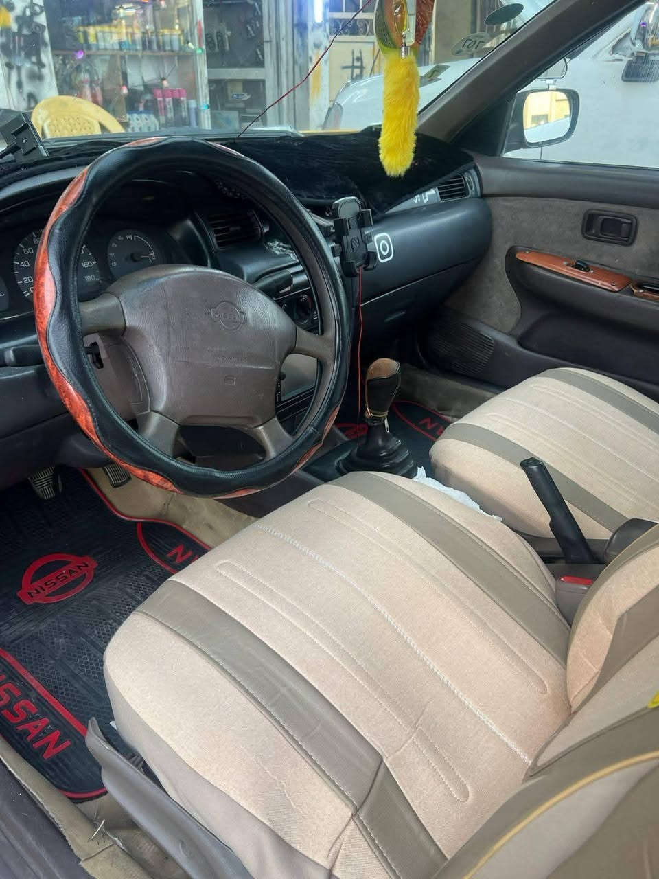 للبيع نيسان صني تكسي موديل 1995رقم كركوك سنويه عضم عاج لل 2020  نقابه صفر بطاقه بانزبن شرط التحويل والغرامات كير ومحرك بلشرط محرك  كير عادي كهربائيات شغاله   شاشه وسمعات باتري جديد صدر جديد تايرات جديد السياره نضيفه عنوان السياره في كركوك السعر 23 ومجال قليلل

*********** كركوك, العراق

