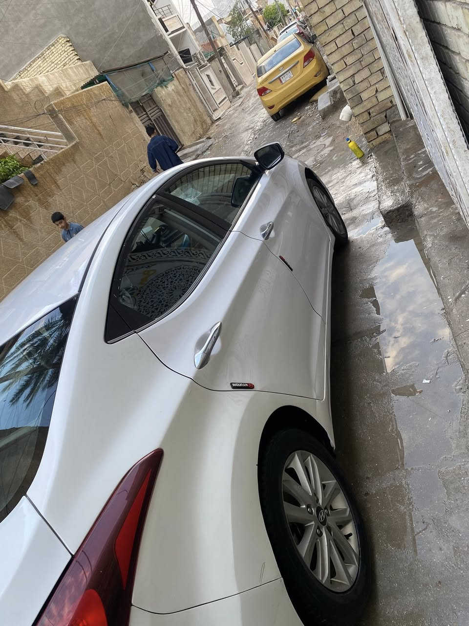 السلام عليكم النترا ٢٠١٦وراد خليجي فول مواصفات عده بصمه مري شفط فتحه قطعتين تبريد ماشيه ١٥٣ كيلو متر وليس ميل سياره سياره حادثها بل سونار 
مكاني بغداد بياع شرطه رابعه
رقم:*********** 
السعر:110 
مايعجبه سعر لايعلق رحمه الامك سوك كلشي بي
