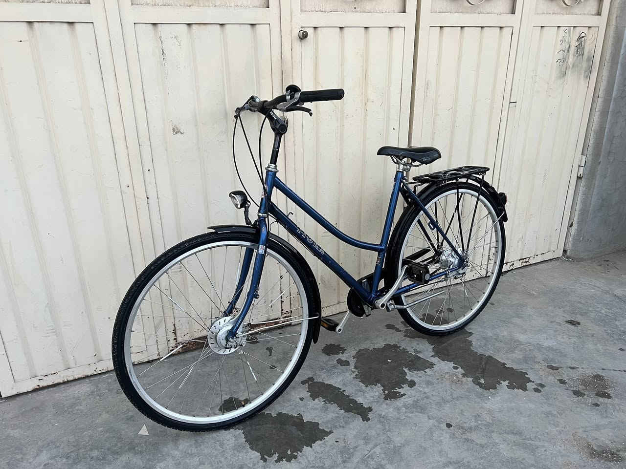 باسکیل سویسری🇨🇭 
حجم ٢٨🚲 
٧کیر داخلیە
مارکەTIGAR
بریکات امامی و خلفی بنص حدید 
ویل امامی دینمو
لایتات امامی وخلفی موجود اشتعل🔦 
کشن تبی و جلد و مارکە💺
سکان موحرک مارکە ZOOME
توصیل جمیع محفضات عێراق موجود🚕
ژ.م :*********** واتئاپ موجود 📞
