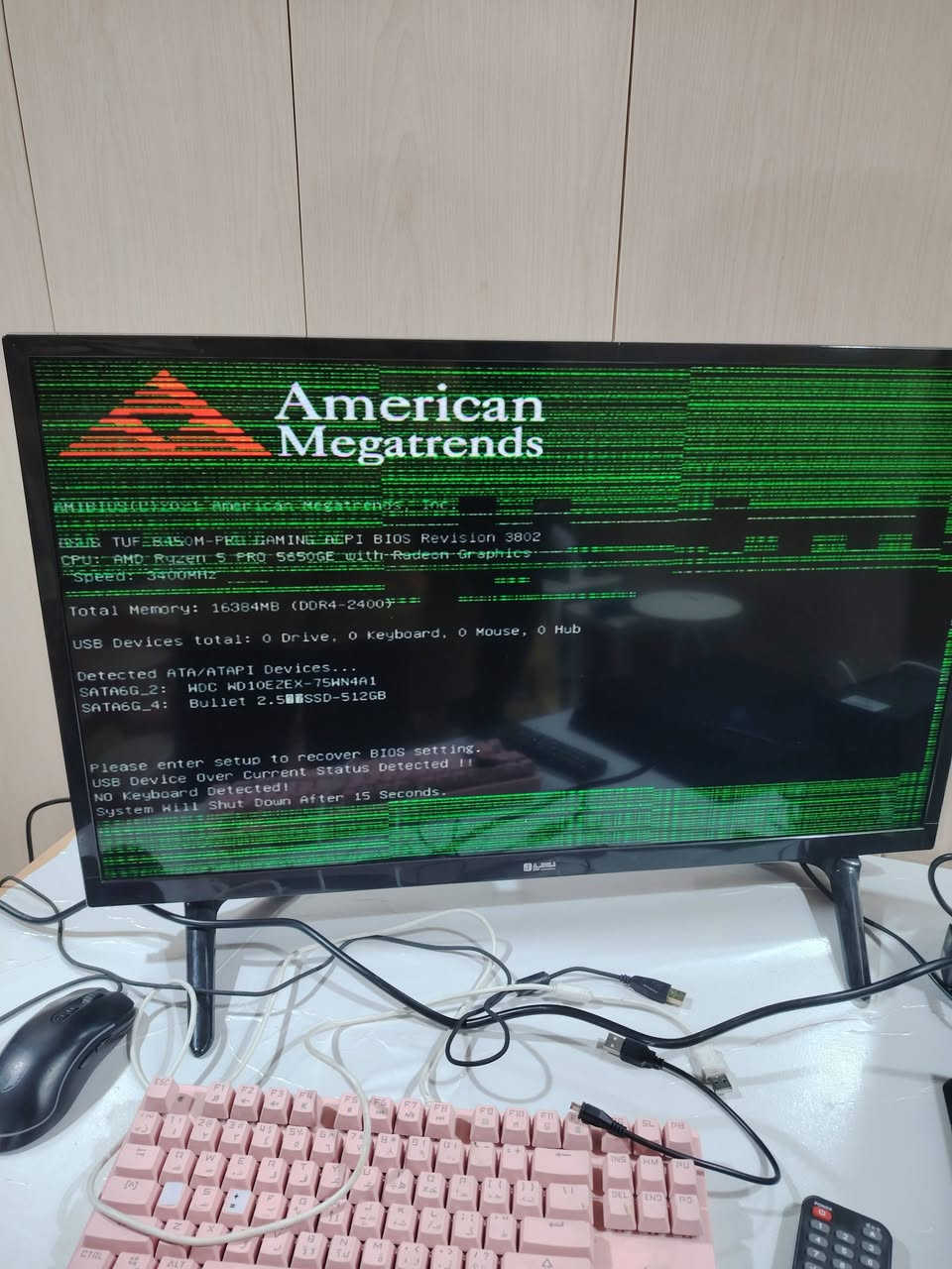 1650 NVIDIA GeForce GTX
كارت شاشه  يضهرلي يشتغل فان وكل شي بس يضهر خطوط خضراء بشاشه مثل ما موضح بصوره ابيع فحم 
حط سعرك بما يرضي الله


**إذا كنت صاحب هذا الإعلان وتريد حذفه لأي سبب، رجاءا أرسل رسالة إلى الدعم الفني**