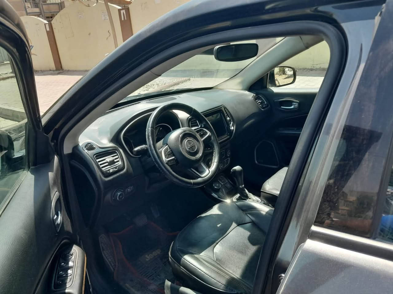 جيب كومباس 2019 للبيع رقم بغداد
مكانه بغداد الشعب حي اور ***********
