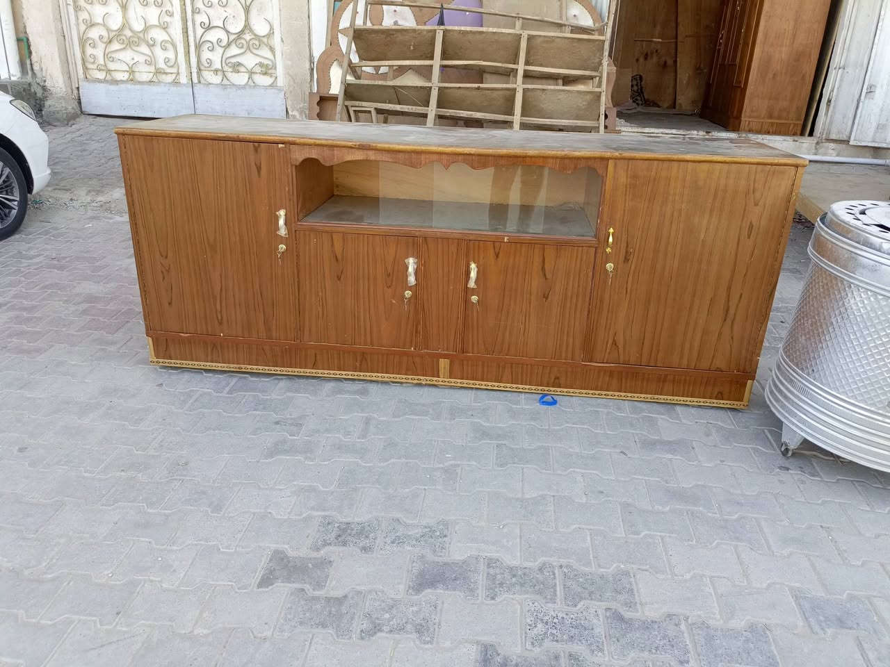 بوفيه مترين ونص تزكام 85 بوفيه متر 30تنور 25شغال بعده جديد تخت جربايه نضيف كلش مكاني كربلاء ***********
