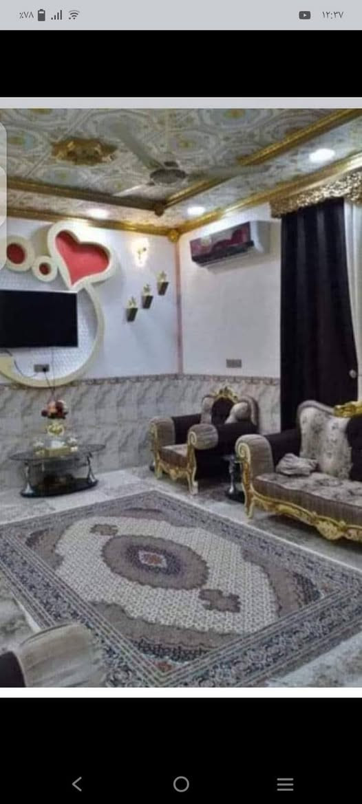 سلام عليكم بيت للبيع طابو زراعي بسم عراقي بناء طابوق يتكون ثلاث غرف +صاله و استقبال وصحيات خارجيه وداخليه ومطبخ وحديقه وتكون 4محلات البيت عل شارع العام الاستفسار راعي الدار ***********
