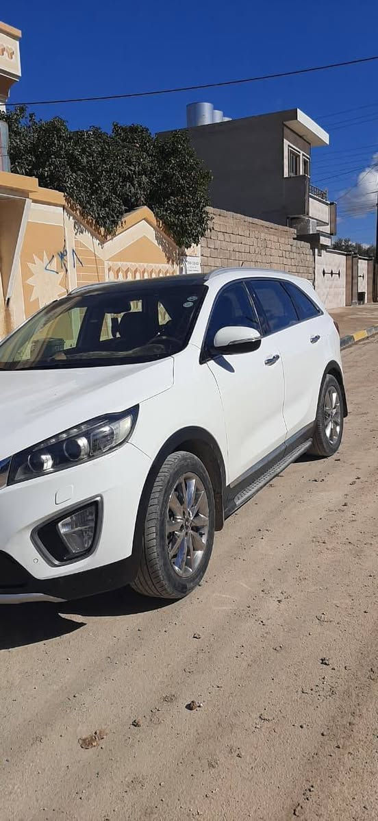 كيا سيرنتو 2015 – أبيض – رقم أربيل
🚗 محرك 4 سلندر
🌞 فتحة بانوراما
🔝 فول مواصفات
❄️ تبريد 3 قطع
🔄 فور ويل دفع رباعي (تحكم)
🪑 مقاعد جلد (كشنات جلد)
⚙️ المحرك والگير شرط
🔧 الملاحظات:
بيها صبغ جامرلخ الأيسر بشكل خفيف
تعديل بارد بالصندوق الخلفي،،+ (أثر حالوب بالبنيد خفيف جداً)
💰 السعر: قابل للتفاوض للجادين يوجد سونر جديد
📞 للاستفسار الاتصال: ***********
