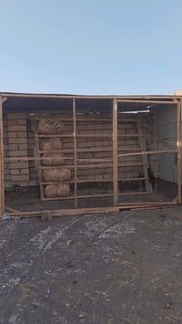 واجهيات ثنين عرض مترين ب20 الف 07766296752