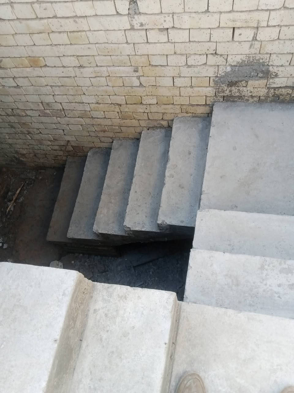 السلام عليكم 
نجار قالب+تسليح من كربلاء متفرغ حاليا
***********/واتساب
