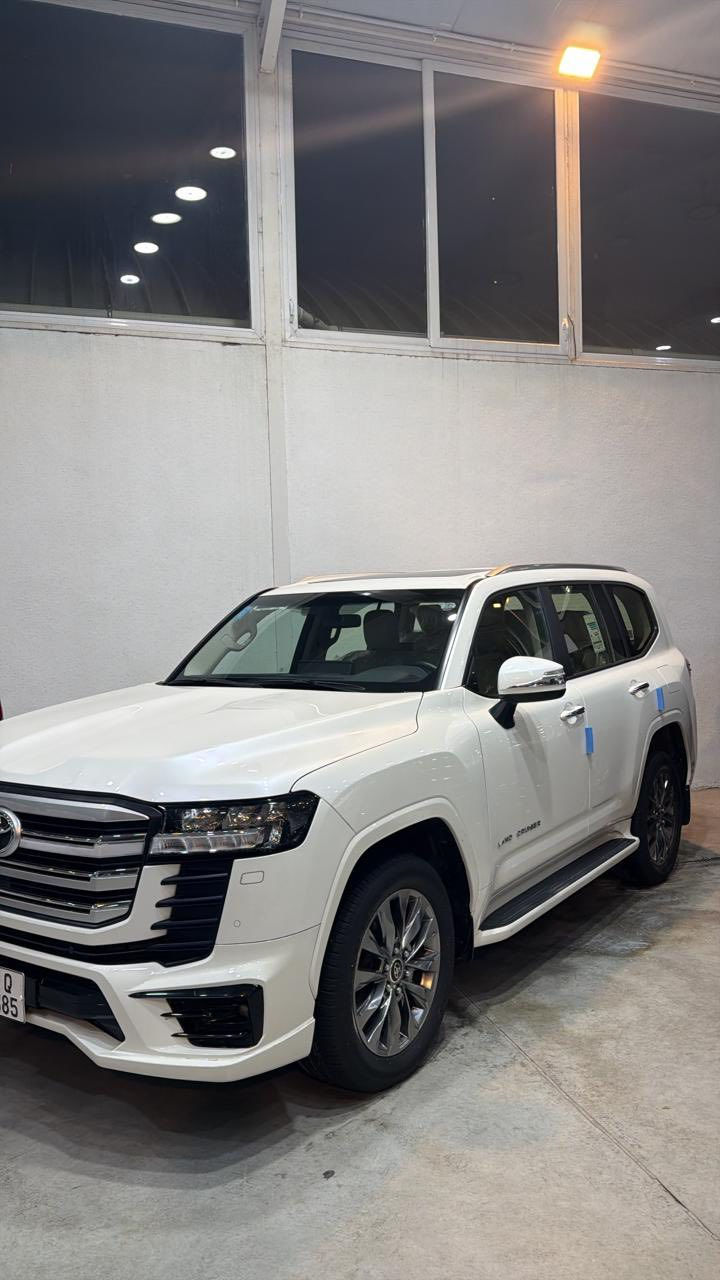 Land cruseir 2024 🎌gxr limited 
لاندكروز 2024 🎌 جي اكس ار لمتد 
تبريد مقاعد 
مقاعد كهرباء 
شاحن واير ليس 
ثلاجه 
تغليف كامل المركبة ppf ✅
عداد المسافة المقطوعة 19000 k/m 

📍بغداد شركة ابو ظبي چكوك قرب بوابة الكاظمية 

0771 811 1145

0781 844 4044 📞
