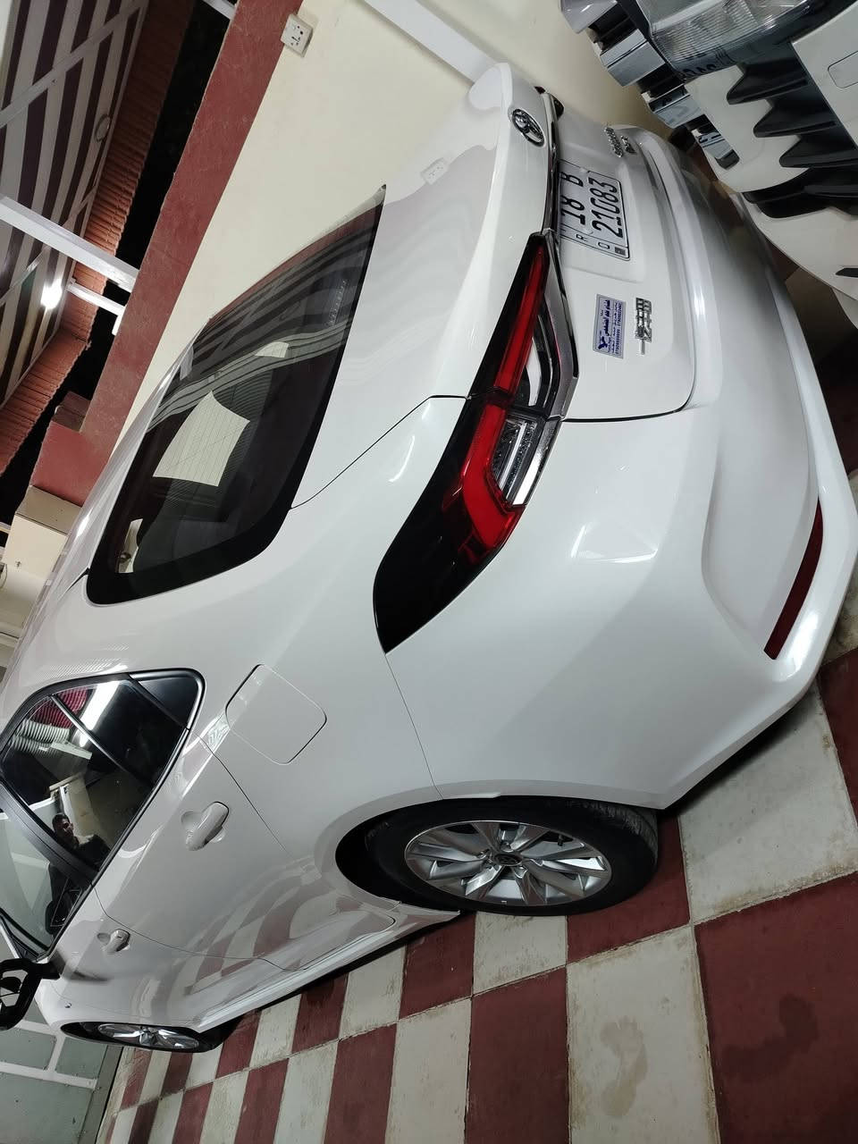 السلام عليكم
كورلا هايبرد موديل 2025  شكل الخليجي
علامه السوده بيه ملاحظه بسيط باب السايق صار بيه صبغ فوك الدوسه تفاصيله موجوده بل صور ماخذه زيرو 
بسمي 
ماشيه 6000
مواصفاتها
بصمه
فتحه
تبريد قطعتين
كشنات جلد
شاشه
حساسات خلفيه
سايد بريك بصمه 
اوتو هولد
رقم بابل 
السعر 155 وبيها مجال بسيط
مكاني بابل مركز 
للاستفسار الاتصال 
***********
