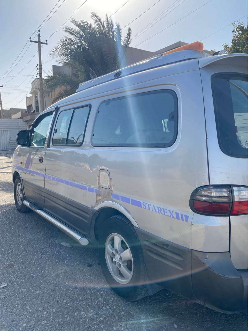 هيونداي استار اكس 2007 بدون صبغ 11 راكب گير عادي  جاهز من كل النواحي شرط تحويل السعر 108و بيها مجال 
العنوان كركوك (***********)
