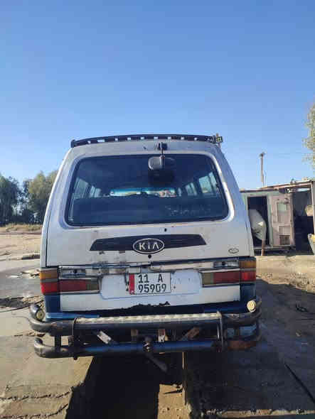 السلام عليكم كيه بسته موديل 95 رقم انكليزي بغداد كير محرك أكسل خير من الله كفالة عامه حدايديه تخم تاير سلف جديد كهربائيات كله شغال باتري جديد 
السنوية ل 27 مصفره هيئة مرور السعر 38 بيه مجال حك جيه العنوان ديالى قضاء بلدروز الشراي يتصل 👇👇
***********
‏‪0781 853 6037‬‏
