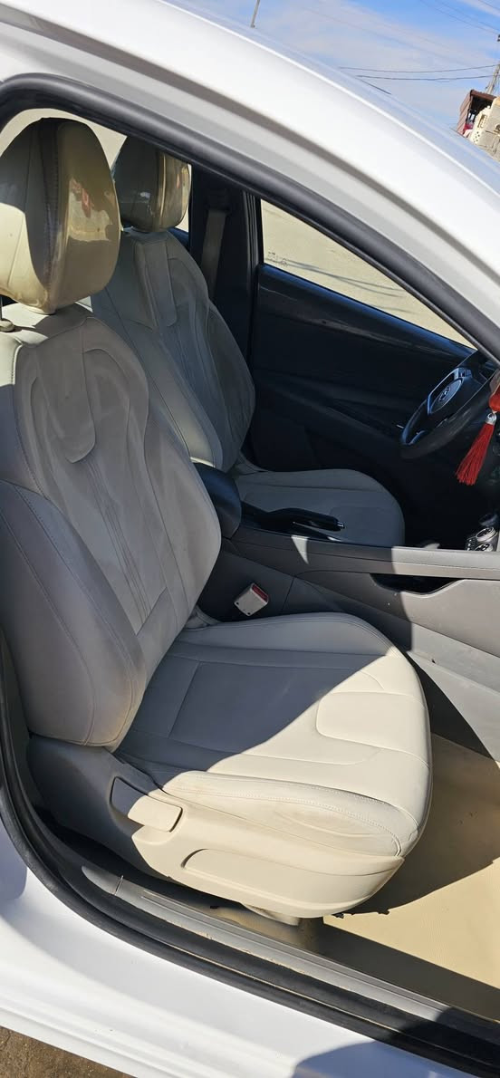 يالله
سيارة هونداي النترا 2021 فول مواصفات 1/1
وارد خليجي

السيارة رقم بغداد حره تحويل ثاني يوم ماشيه 130

تايرات جدد سيارة نظيفه جدا والسونار مرفق بالمنشور

السعر  168 مكان السيارة ميسان

الرقم ***********
