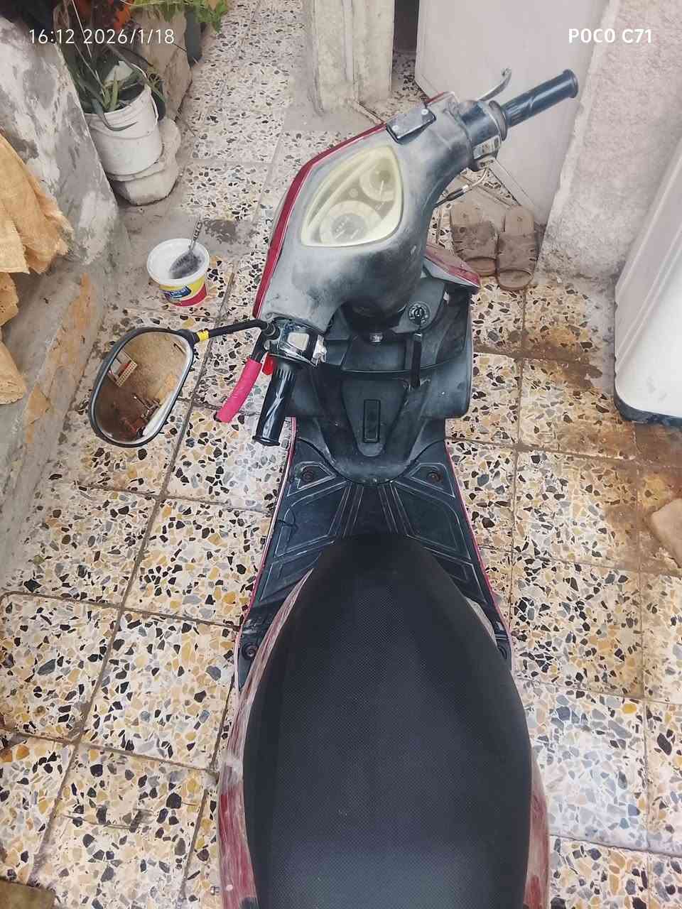 السلام عليكم دراجه ماكس 120
دراجه تخبل مامفتوحة المكينه 

الدراجه ناعمه 

 شلعتهة قوية

صالنصة رياضيه FM

ستان تعليك 

فقط الباتري هابط 

تاير خلفي جديد

قفل ستيرن 

وبيهة ملاحضه بسيطه جدا طب خاص وتدلل

سعر 400وبيها مجال للطيبين 

***********واتساب راسلني 

مكان الشعب شارع الصحة 

المو شراي لايطبلي بس تسأل
