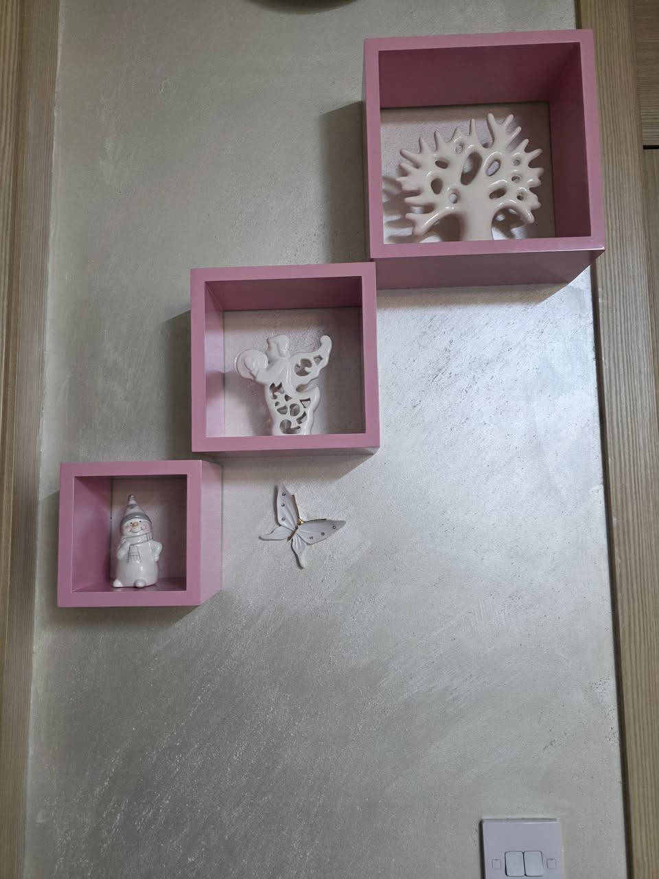 رف ثلاثي خشبي
للبيع فقط رف
بالون الوردي


**إذا كنت صاحب هذا الإعلان وتريد حذفه لأي سبب، رجاءا أرسل رسالة إلى الدعم الفني**