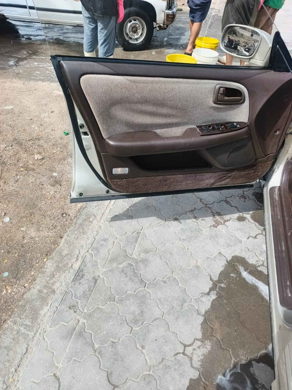 السلام عليكم مارك مودل 93 بسم مشروع وطني 28 علمن مرشوشه بس الجماليه مكفوله كفاله من الضربه من كص و النقل جثه مكينه ثنين ونص سيارة رقم بصره العنوان بصره رقم ***********
