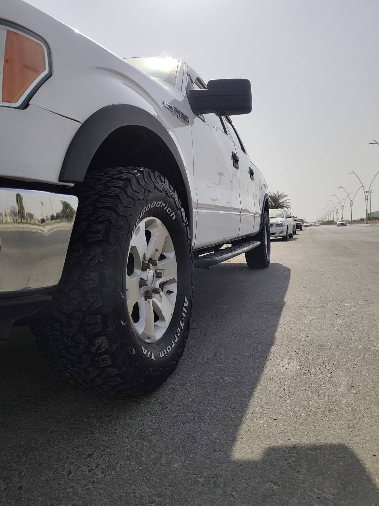 فورد F150 موديل 2014 مواصفاتXLT وراد امريكي حادثها خلفي الدعاميه الخلفيه محرك 8 V 5000  گير 6 نمر رقم بصره  باسمي باب طويل بدي طويل سياره جاهزه مكاني البصره الزبير للاستفسار *********** البصرة, العراق
