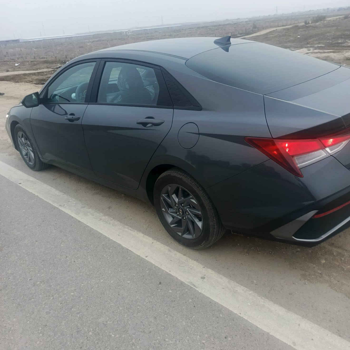 سياره الانتره موديل 24 وارد امريكي 

مرقم شهداء ذي قار 

الحادث بارد بالبنيد فقط كفاله من الدعاميه لدعاميه 

ماشيه 21كيلو 

المواصفات شاشه كامره 3انظمه قياده شاشه دجتل تشغيل ع بعد بعد بيها مواصفات هوايه 

السعر 167بيه مجال الاتصال ع رقم ***********
