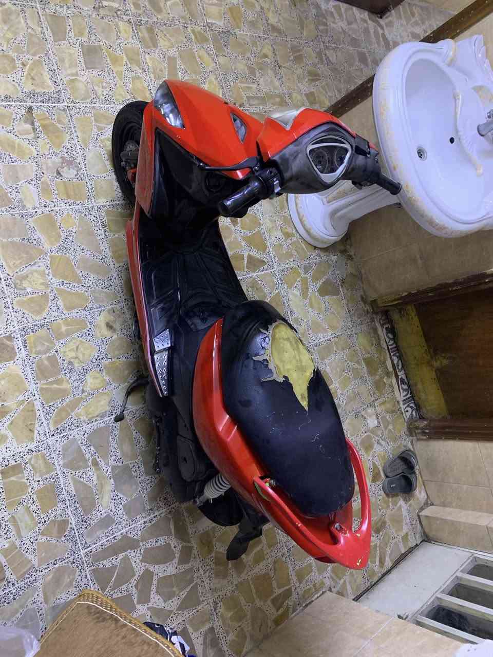 سلام عليكم اخوان دراجة ماكس مضلع للبيع دراجة كاملة كالملة برغي مناقصها سلف هندر  كهربائيات كلهة شغالة مكينة خير من الله نكرة بكل وكت لا دخان لا تنقيص لا نضوح ناعمة بمهنة لكلمة برغي مناقصها لايت عالي ناصي سعر دراجة 350 و بيها مجال شي بصيت كلش مال جناي دراجة مكاني بغداد المين لثانية شارع الرامل توصيل ماكو الاستفسار رقم *********** دز رسالة أدخلك خاص
