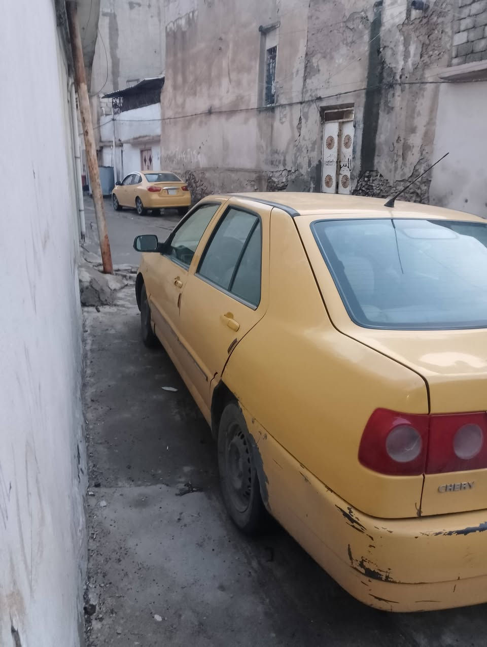 السلام عليكم شيري كوين 2011 للبيع شرط الوكاله والتحويل كاربون بنزين بيها هيئه وغرامات 500 الف عليها عل مشتري محرك فحم والكير شرط والباقي شوف العين سعر 23 وبيها مجال بسيط 
الرقم *********** مكلف بل نشر
