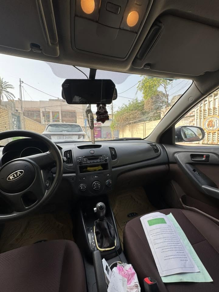 سيراتو 12خليجي للبيع ماشيه 250سياره بيها صبغ صفحه بس رش وبيها قطعة جاملغ يم قبقً بانزين صبغ سيارة مكينه وكير وتبريد وحداد￼ مكفوله رقم سيارة بابل انكليزي جديد مكاني بابل حله مركز المدينة.رقم هاتف ***********
السعر 80 وبيها مجل قليل
