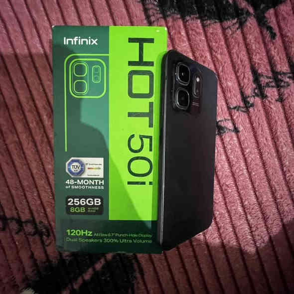 سلام عليكم موبايل انفنكس هوت 50i ذاكره 256 الجهاز شغال مابي شي بس شاشه يرادلها تبديل بس تشتغل اتصل ٠٧٨٨ ٤٦٩ ٤٩٥٤
