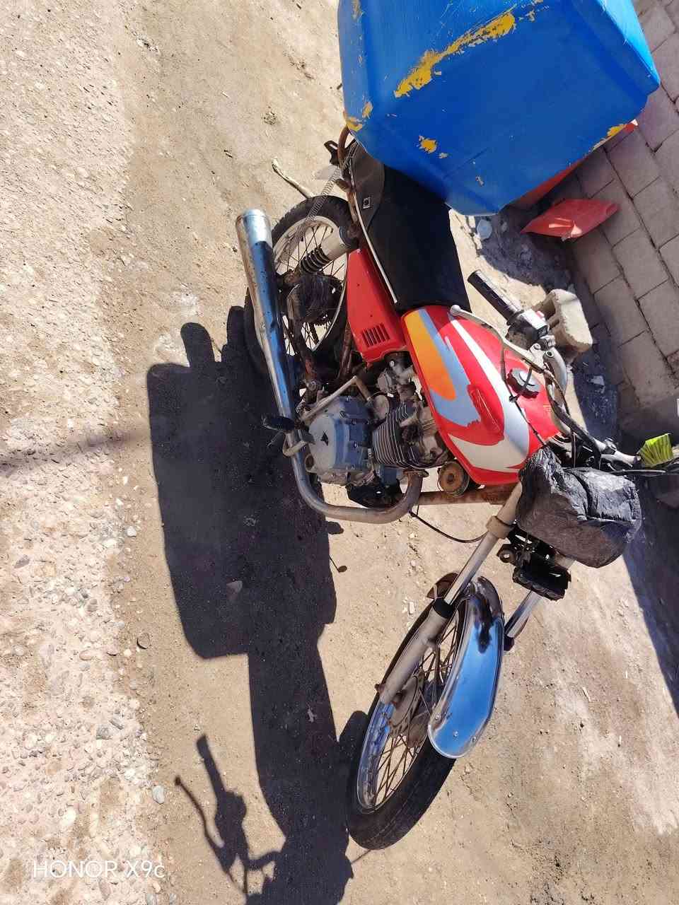 سلام عليكم دراجه ايراني بارت اوراق واصله لرقم تريد. ماشين برقمه ب 2012 اوراقه كامله عندي دراجه نقص باتر وتشتغل سلف سعره 650


**إذا كنت صاحب هذا الإعلان وتريد حذفه لأي سبب، رجاءا أرسل رسالة إلى الدعم الفني**