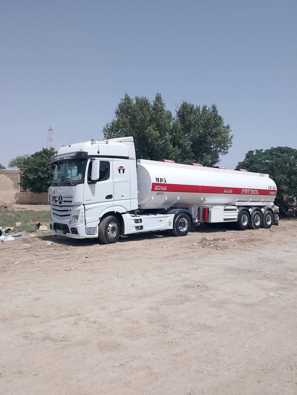 السلام عليكم 
اكتروس وحش للبيع 
الحجم 45.     18
الموديل    2016 
تناكي     حازم صفر شغل درجه اوله  بكلايت سراوين 
تايرات رجه اوله وياله كروم نيكل 
فول مواصفات كفاله عامه 
للاستفسار ***********
