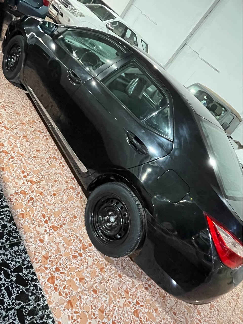 سلام عليكم 
بيع + مراوس برقم شمالي فقط 
كرولا موديل 2019 مواصفات LE معروفه 
كير محرك شرط محرك قبغ مفتوح لاصرف لا نفخ
بيها ثلاث قطع كلير امريكا و قطعتين حادث 
بجم كبس بدون داخل بدون ايرباك شرط 
سعر ١٠٧ قفل 
مكان اربيل شارع ١٠٠ 
رقم موبايل *********** واتساب أربيل, العراق
