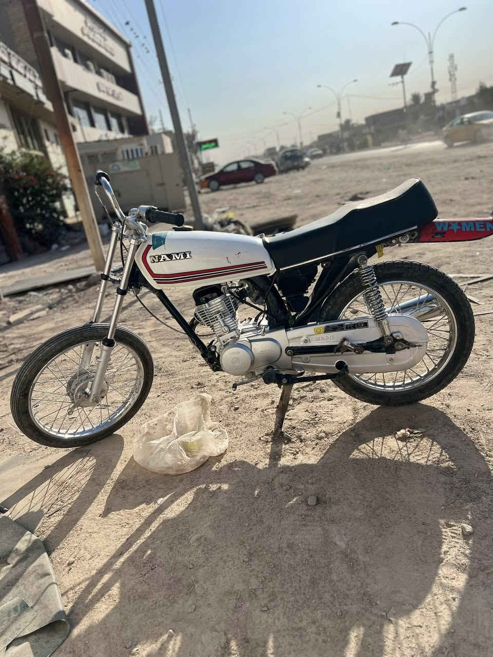 دراجه نامه للبيع سعره ٥٠٠ وبيه مجال تعميره ٢٤ مكينه جديده نهايه ال ٢٥ مكاني حله الشاوي اوراق اسكنر  للستفسار ***********
