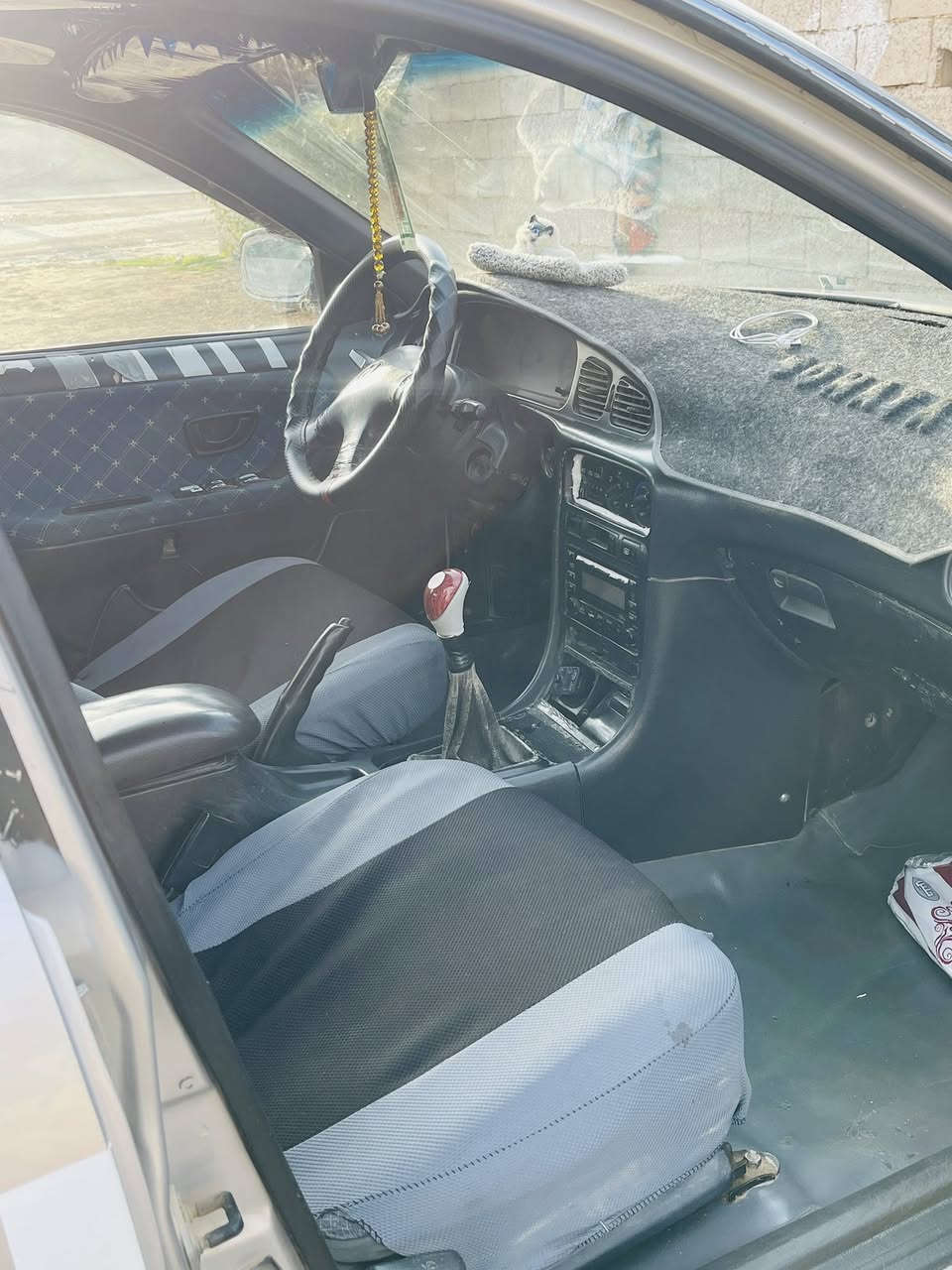 سوناته تو مديل ٩٣رقم ديالئ. سياره نضيفه خير من لله تخم تاير كير محرك كله كفاله ضربه بس دعاميه كل ضرر ما بيها مصبوغه جماليه بس سعر ٤٥وبيها مجال ***********تحويل ثاني يوم سياره باسمي سنويه جديده
