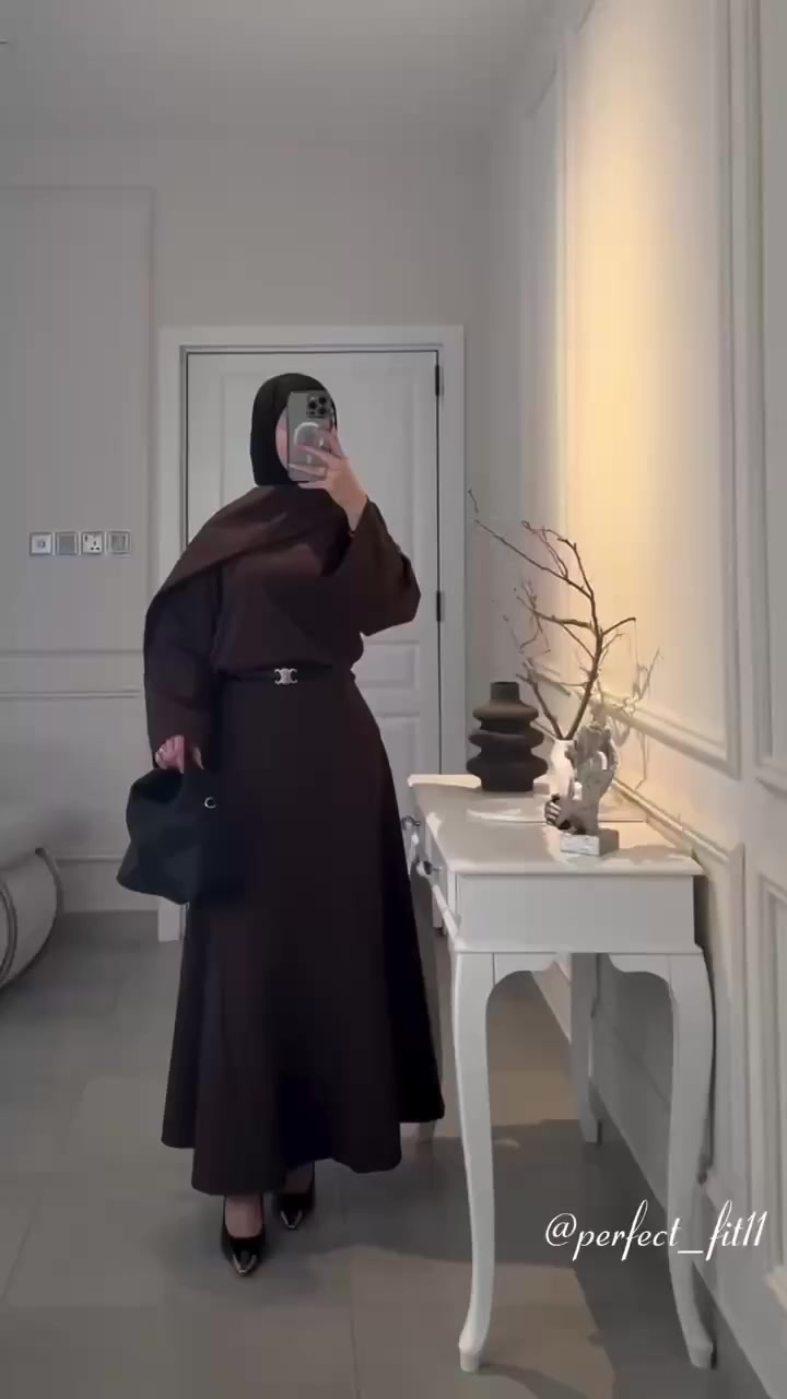 🌸 كولكشن الصيفي 🍒 🌸
فستان أنيق بخامة دابل إيطالي كوالتي عالي 💛
📏 القياسات:
38 - 40 - 42 - 44 - 46 - 48
🎨 الألوان: جوزي / أسود
💰 السعر: 
الفخامة مضمونة ❤️‍🔥✨

#بغداد
#تسوق_بغداد
#ملابس_بغداد
#العراق
#تسوق_العراق
 #اكسبلور


**إذا كنت صاحب هذا الإعلان وتريد حذفه لأي سبب، رجاءا أرسل رسالة إلى الدعم الفني**