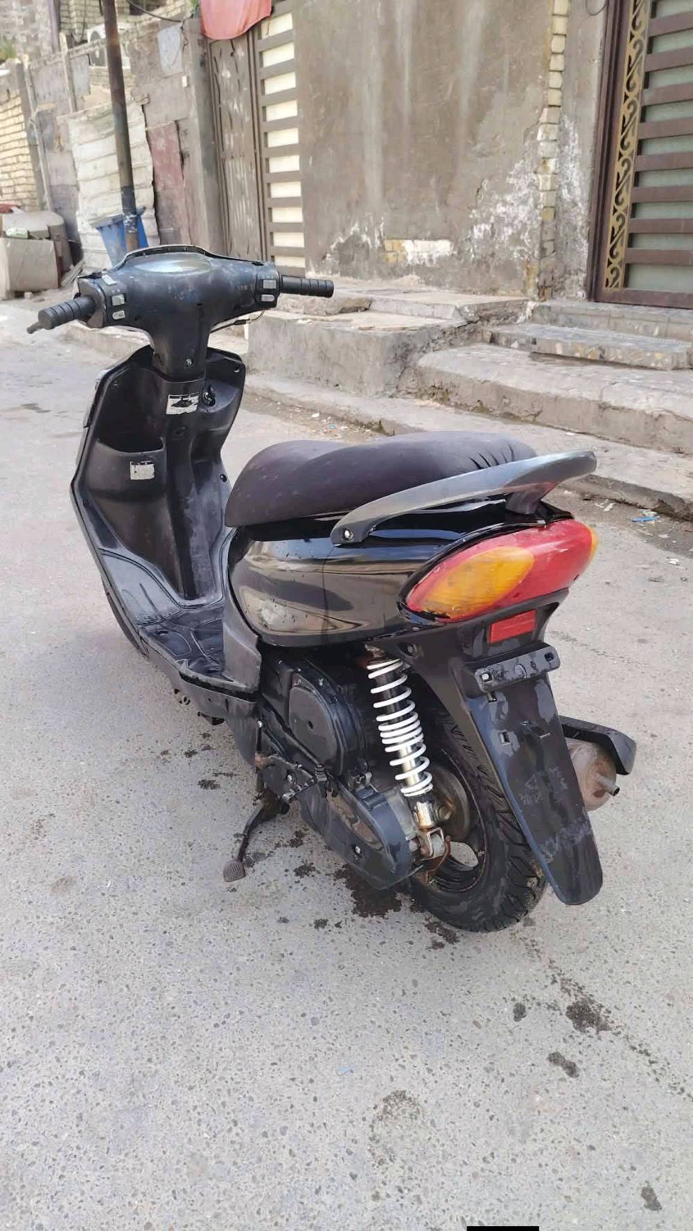 ماكس قچمه 120 دراجة جديدة محرك نظيف  ومامفتوح.كهربائيات كلها شغاله شلعة ومعدل فول فقط تحتاج باتري مكانها بغداد الشعب.الجمعيات.سعرها 250  .***********