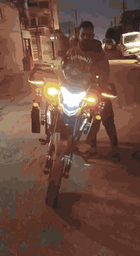 السلام عليكم نفجر دايوان زيرو مويل 25 اخت جديده مكفوله كفاله عامة شراي خاص مستعجل *********** هاذ رقم وتساب مال جناي
