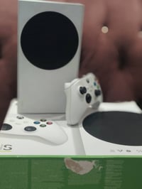 اكس بوكس سيريس اس • نضيف • جوستك اصلي