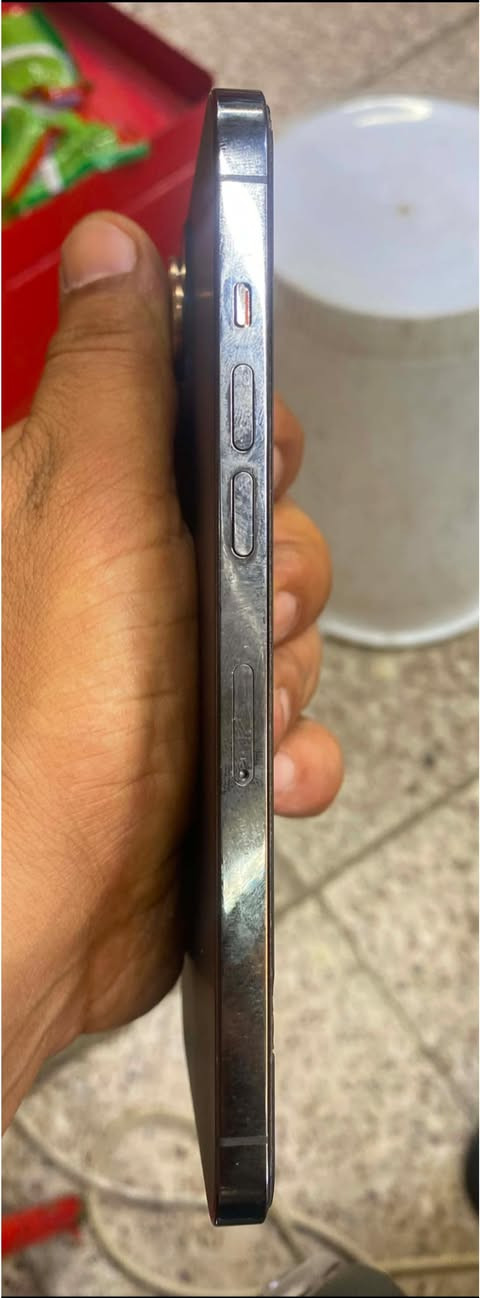 السلام عليكم
آيفون 12 برو ماكس ذاكرة 256 بطاريته 77 
كلشي ما مبدل بي و جهاز نظيف مكفول 
السعر 650 و بي مجال شويه 
للاستفسار مراسله خاص 
بغداد الرصافة


**إذا كنت صاحب هذا الإعلان وتريد حذفه لأي سبب، رجاءا أرسل رسالة إلى الدعم الفني**