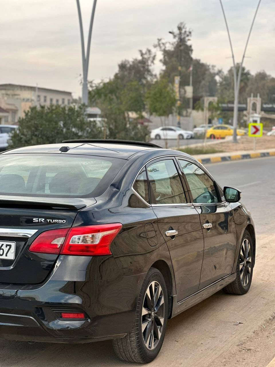 سياره للبيع سنترا موديل 2017
فول موصفات 1/1
الوان اسود 
ضرر السياره
بارد فقط  البوند و الجاملغ ال يمين 
السياره مكانها موصل 
السعر 117 بيها مجال 
***********
