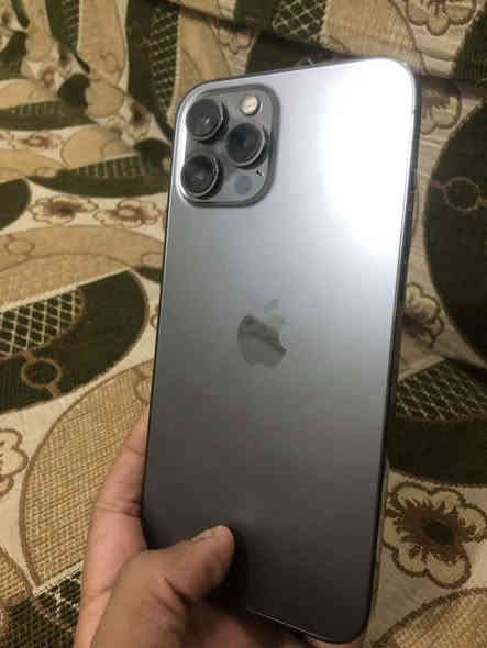 السلام عليكم ايفون 12برو ماكس 
جهاز وتر بروف ع فحص وين ما جان افحص
ذاكره 256
بطاريه 88حدثته صارت86
كامرت سيم كارت كله شغال الجهاز شخص مابي
امريكي الجهاز
السعر 600وبي مجال
للاتصال ***********
مكان ديوانيه توصيل موجود
