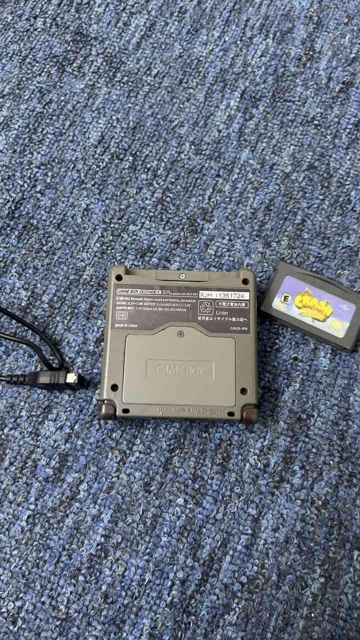 السلام عليكم
Nintendo GameBoy Advace SP 
لجهاز نضيف 90‎%‎ بطارية جديده ويا شاحنة اصليه 
يجي ويا لعبة Crash Bandicoot: The Huge Adventure
السعر 50 
بغداد يوجد توصيل


**إذا كنت صاحب هذا الإعلان وتريد حذفه لأي سبب، رجاءا أرسل رسالة إلى الدعم الفني**