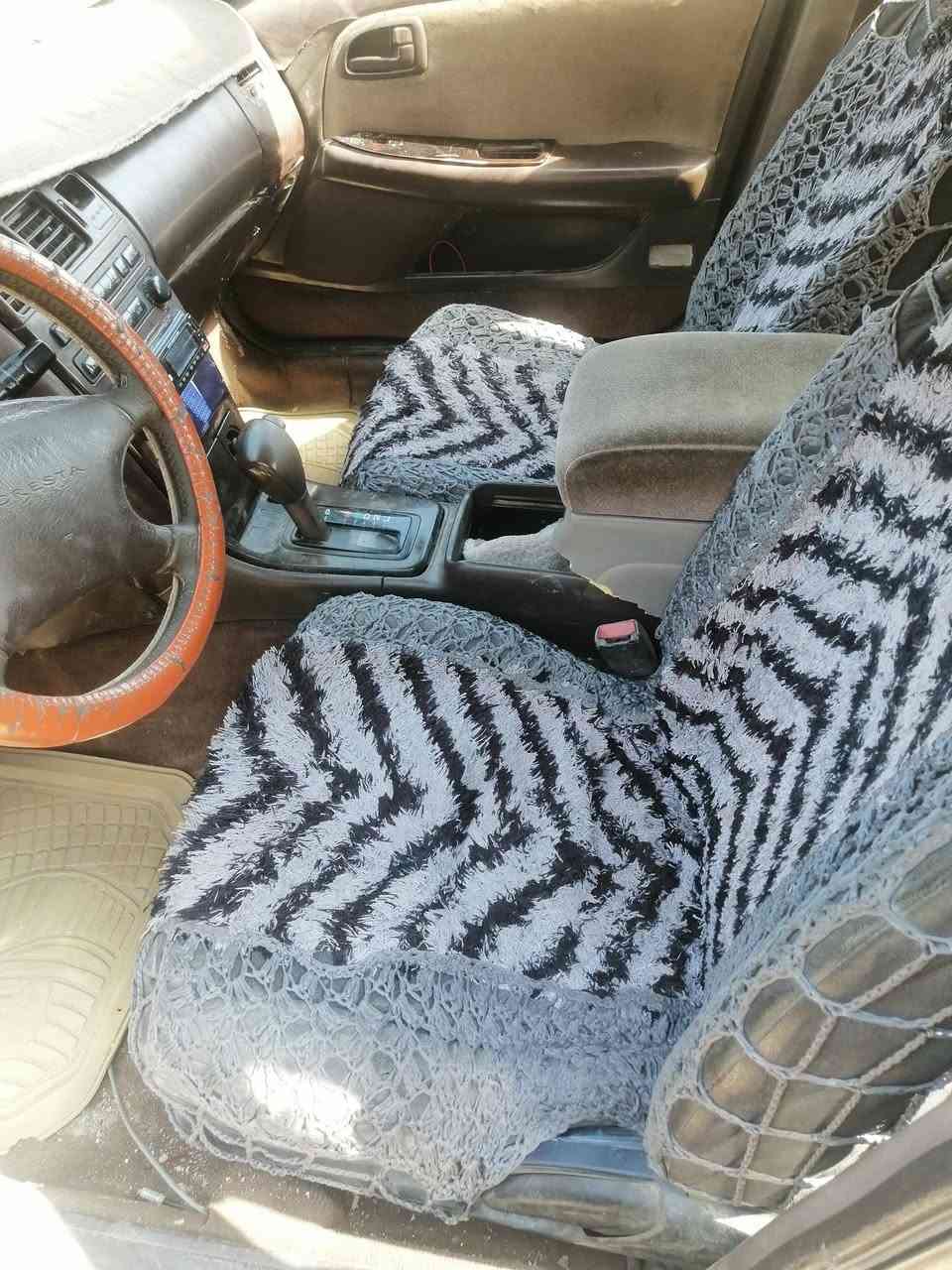 السلام عليكم
كرستا للبيع بسمي
40 وبيها مجال
كصتين جنطه وقماره 
رقم نجف الماني
موديل 93
كهربائيات كلها شغاله
محرك فيفيتي 2ونص 
حداديه زينه
مصفره غرامات
 السنويه صاقطه
المكان/ نجف- كوفه- حريه
***********
