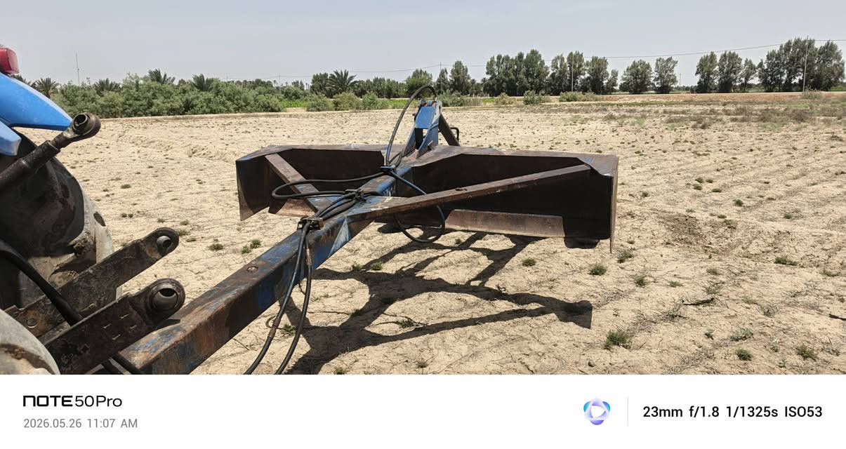 سلام عليكم معدلان مع خرماشه البيع
معدلان عرض 2مترات و60 سانتيم حداد حامد
مكفول من لحيم 
مشتغل موسم فقط
خرماشه حداد الصويرة 3 مترات و20 سانتيم مكفولة من أي شيء
المكان بابل الخميسيه 
السعر انتصال ***********
***********
