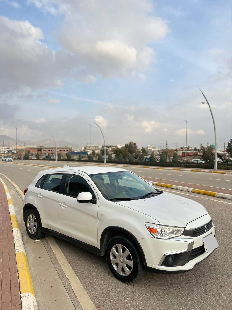 Mitsubishi asx 
مۆدێل ٢٠١٩
مواسەفاتی خلیجییە
شاشە ئایپاد و سوکان ڤۆلیۆم
تەحدید سورعە
١ پارچەی بۆیاخ دەرگایەکی pdrە
گێڕ و مەکینەی بەشەرت
تەحویل و غرامە بەشەرت
سەیارەکە بێ کێشەیە
شوێن:سلێمانی

سعر:127 گەڵاو معامەلە

0776 152 3534:☎️ السليمانية, العراق
