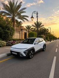 سيارة للبيع نوع كونا 2024 خليجي فول مواصفات أستخدام شخصي السيارة ماشية...