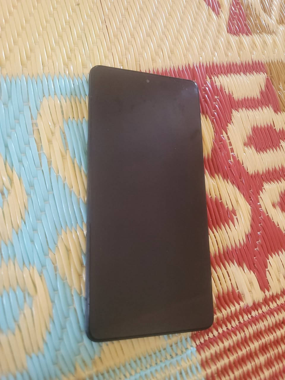 بوكو x5 برو 5G ذاكرة 256
 وديته لمصلح جهاز يحتاج بورد لان ظهر بلاستك تأثر وصار هيج
سعره 100 الف


**إذا كنت صاحب هذا الإعلان وتريد حذفه لأي سبب، رجاءا أرسل رسالة إلى الدعم الفني**