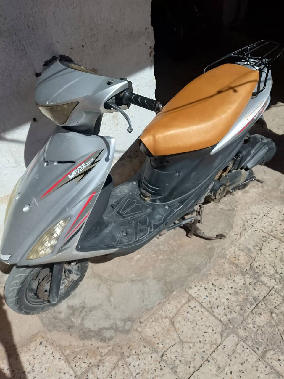 سلام عليكم  ادرس ماليزلي للبيع مكاني كوت الاستفسار ارجو الاتصال عل رقم ***********
